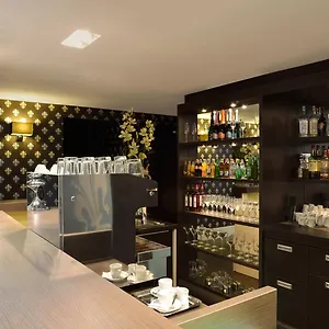 Hotel La Prima Fashion Budapest